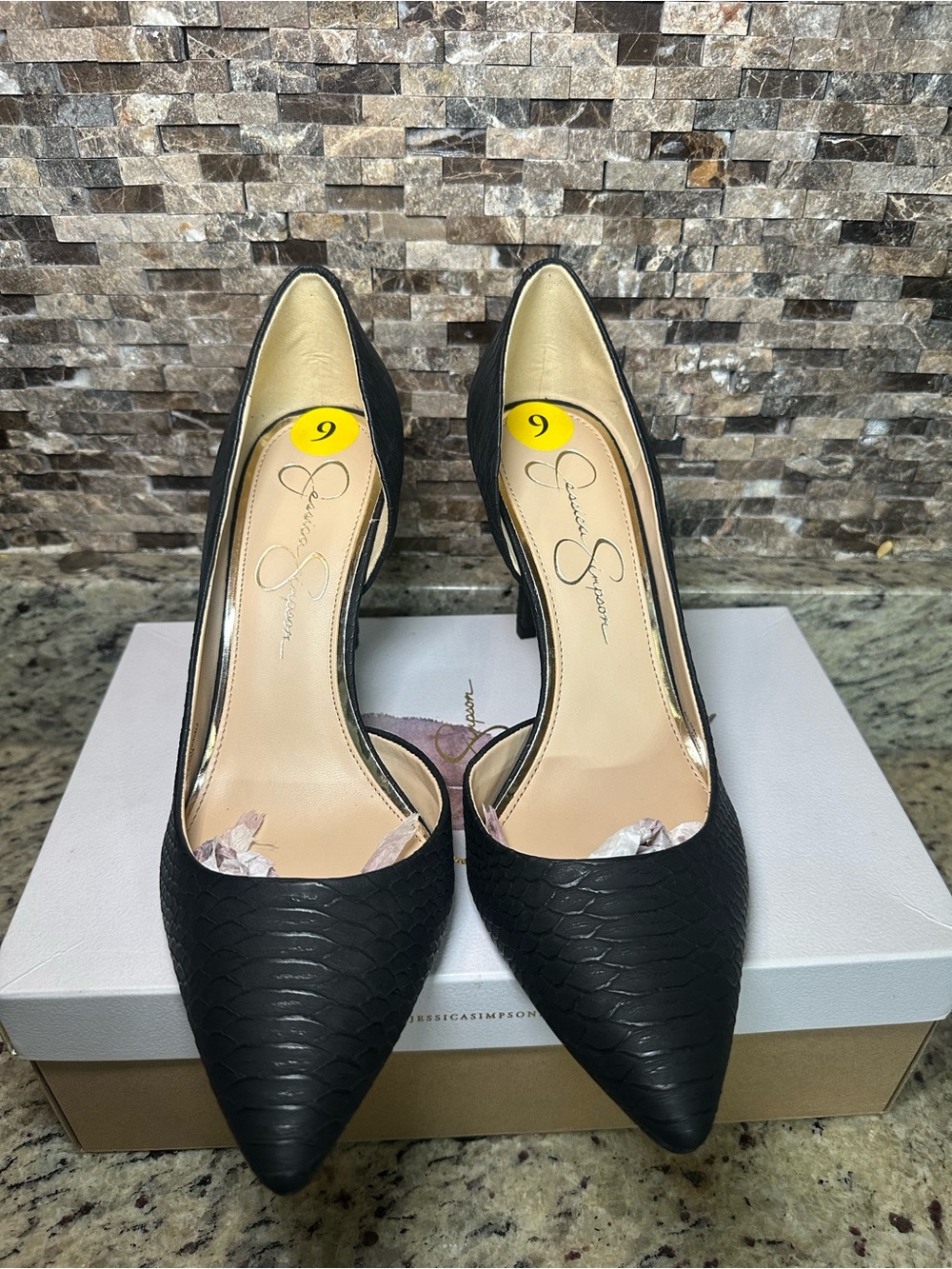 New Jessica Simpson Black Textured Pointed  Pumps Sz.9